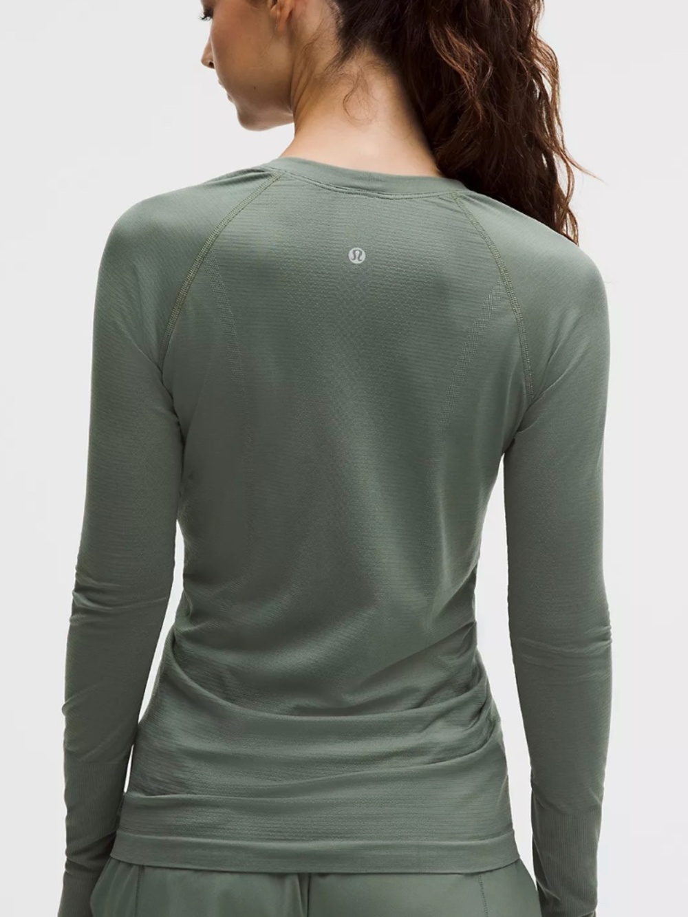 Lulu Swiftly Tech Long-Sleeve Shirt 2.0 Hip Length Dark Green Size 2